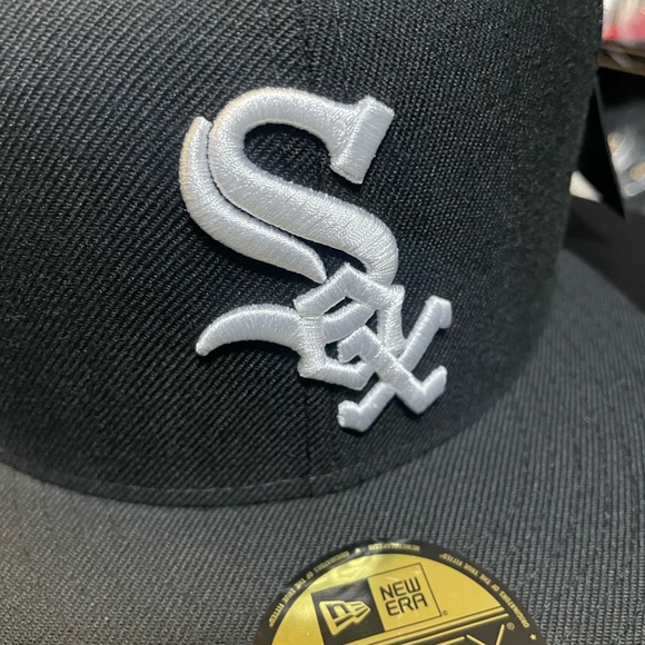 NEW ERA X PAPER PLANES - MLB - Chicago White Sox 59FIFTY Fitted Cap - Picture 8 of 9